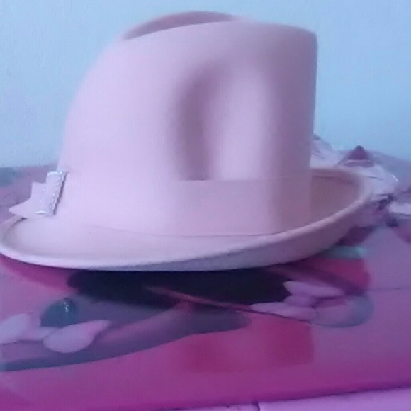 Hat - Picture 2 of 3